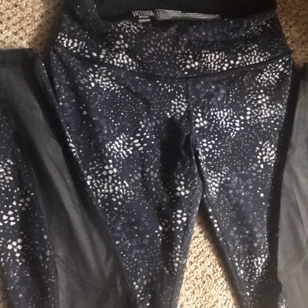 Victoria Sport Leggings